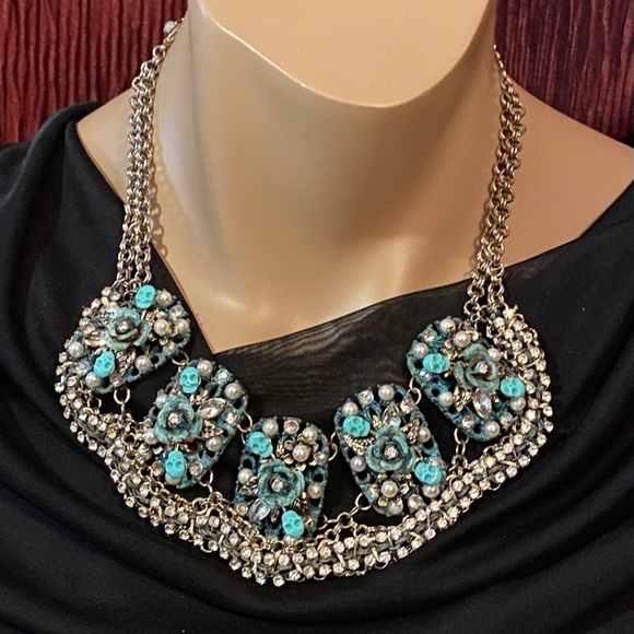 Betsey Johnson ‘Patina’ Skulls Statement Necklace RARE
